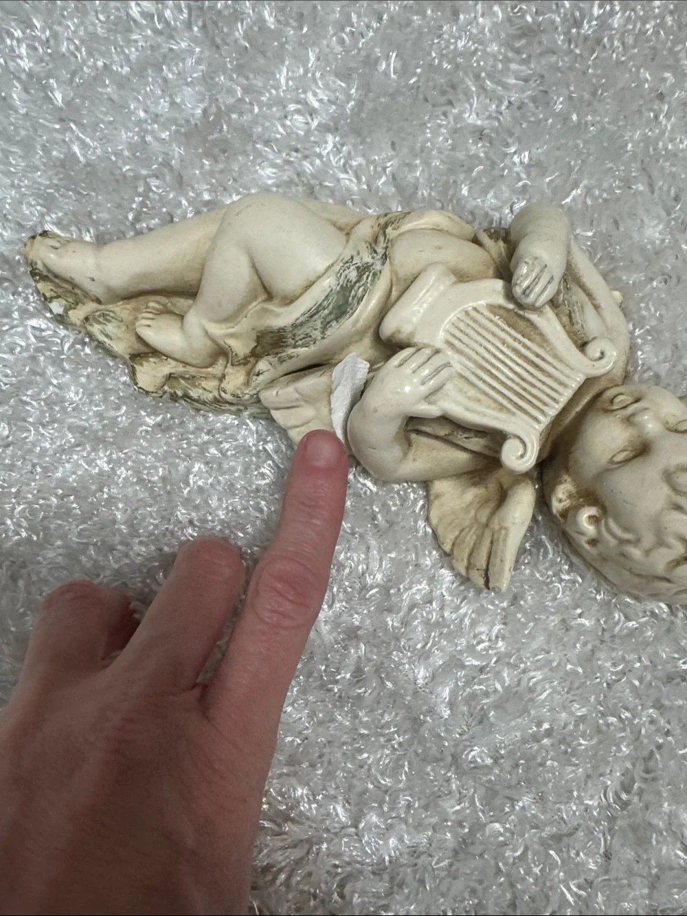 Vintage cherub chalkware wall art lot of 2